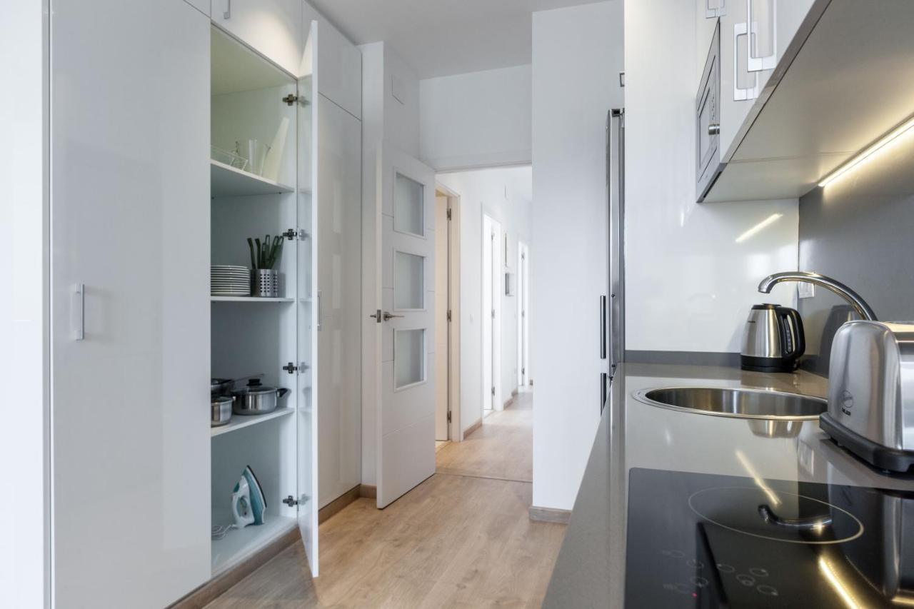 ברצלונה Bright Apartment With Balconies 34 מראה חיצוני תמונה